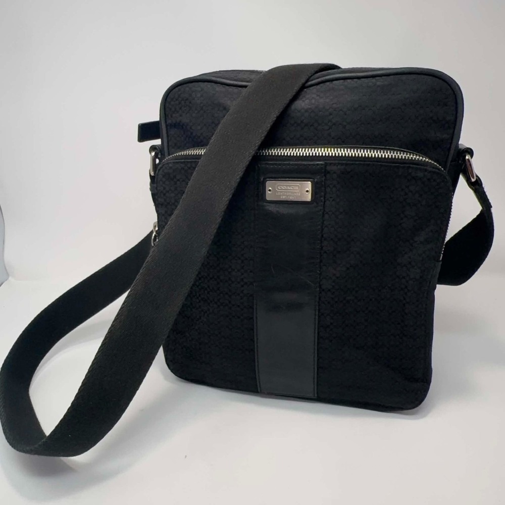 Coach E35-5058 Black Signature Jacquard Flight Bag Crossbody Messenger Y2K - Picture 1 of 15